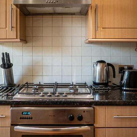 One Bedroom Flat In Bush Hill Park エンフィールド エクステリア 写真